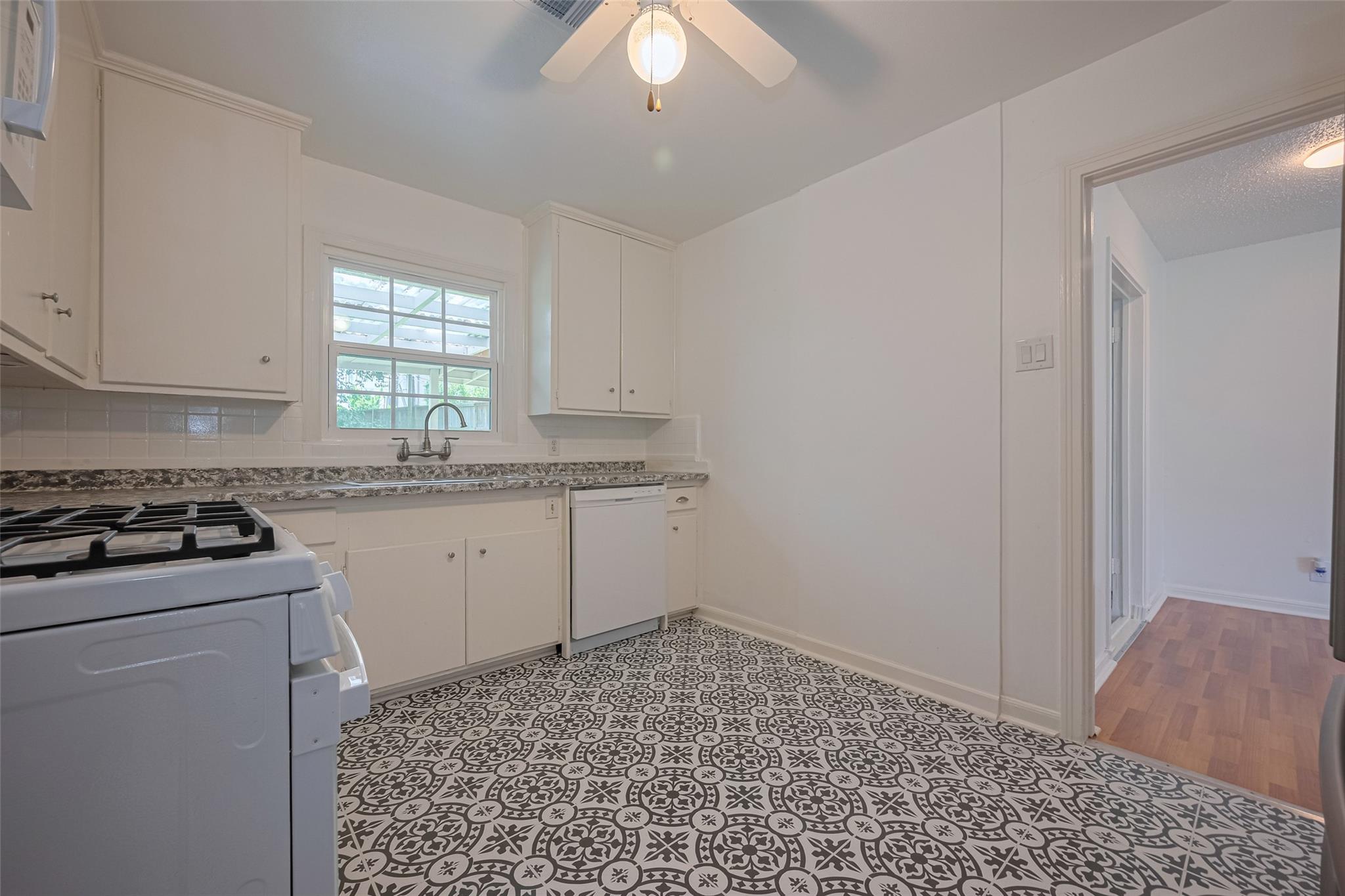 5513 Fairdale Lane