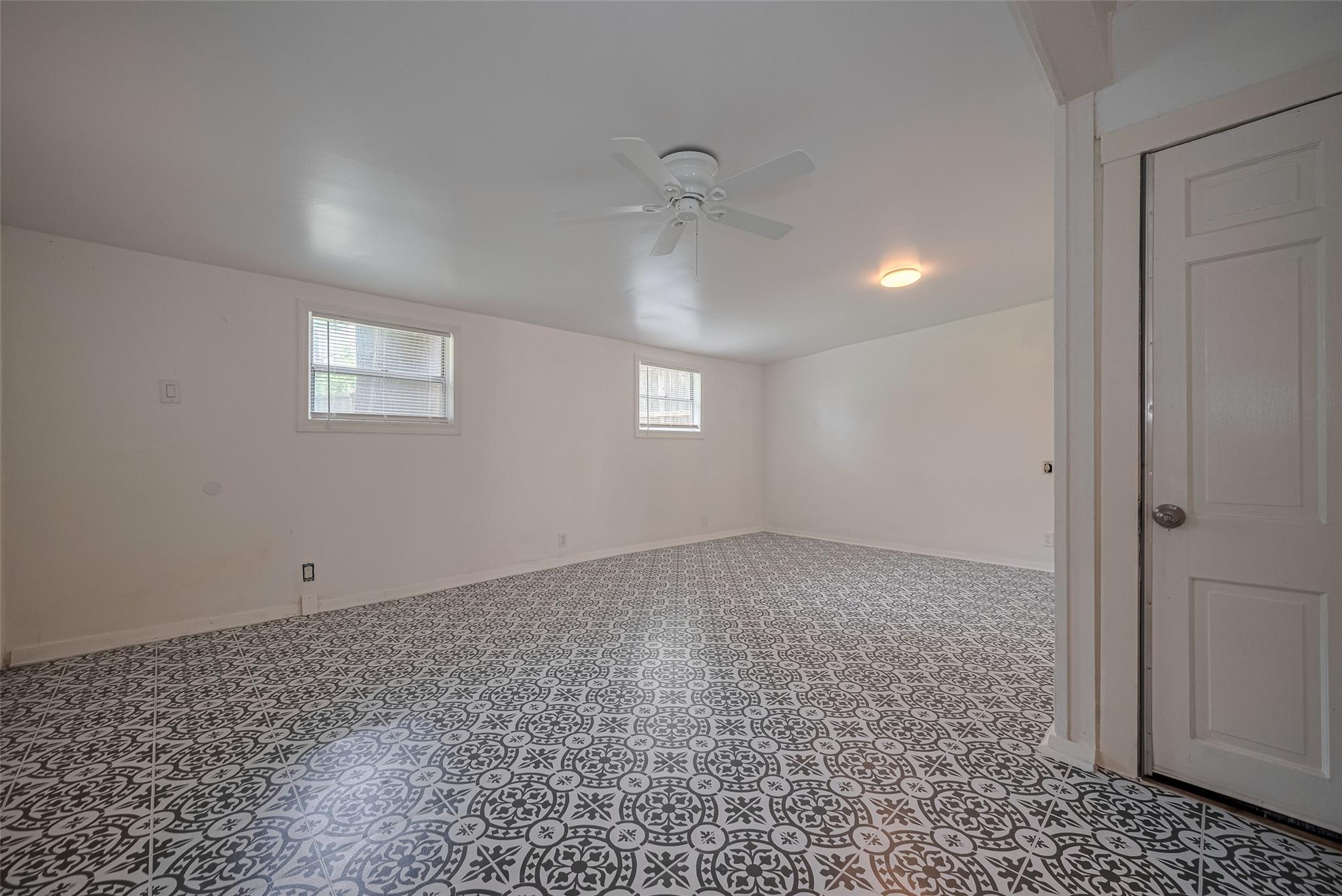 5513 Fairdale Lane