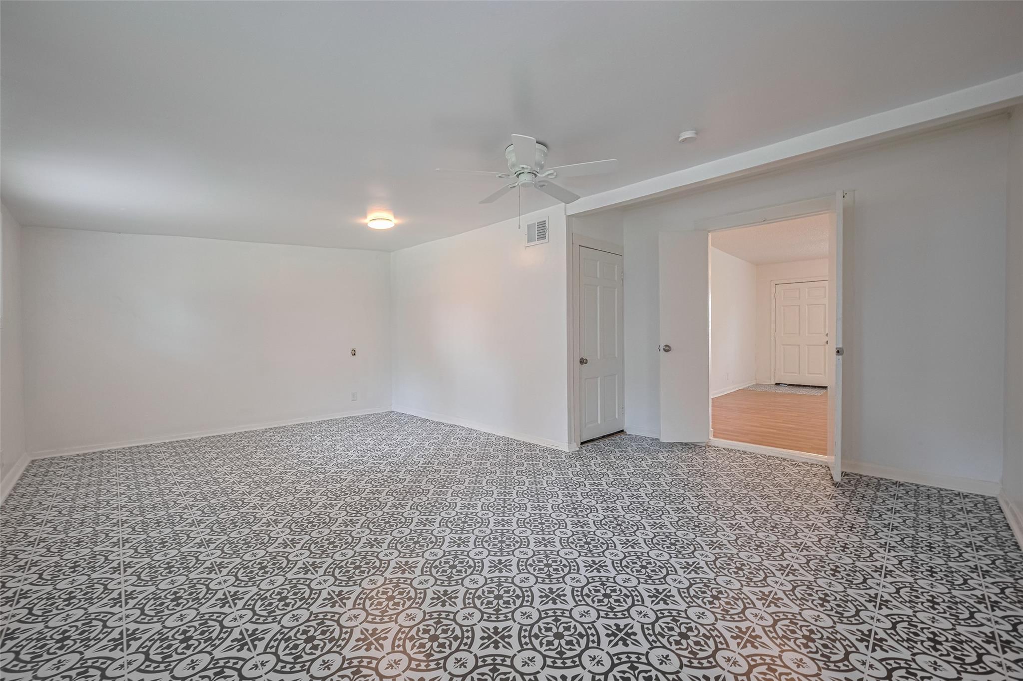 5513 Fairdale Lane