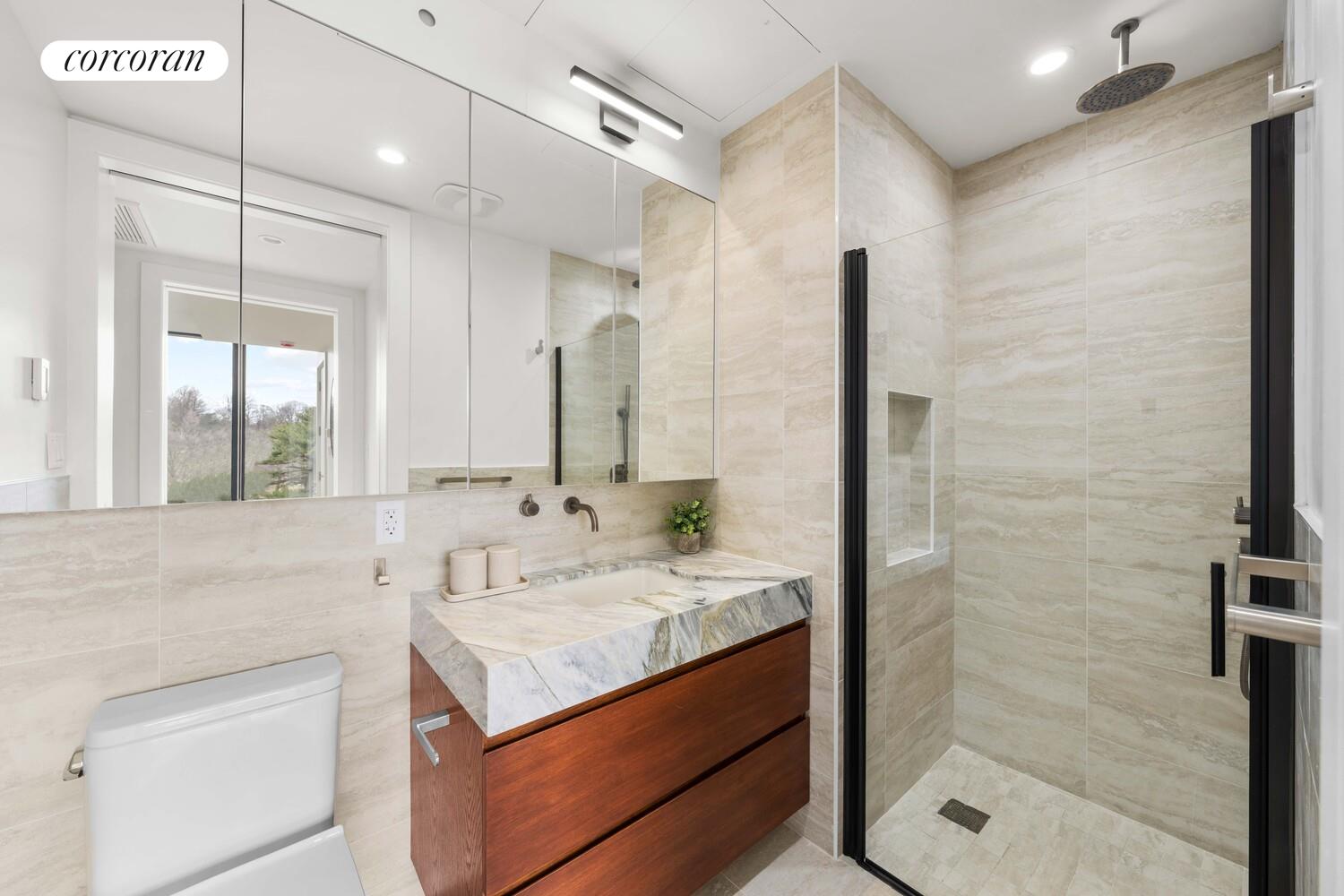 814 5TH Avenue PH4A