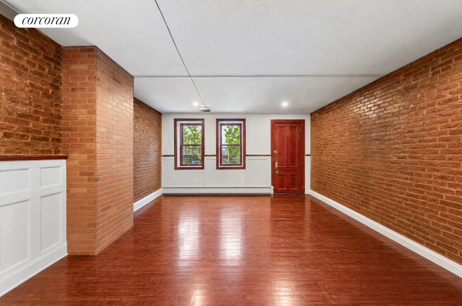 135 W 122ND Street