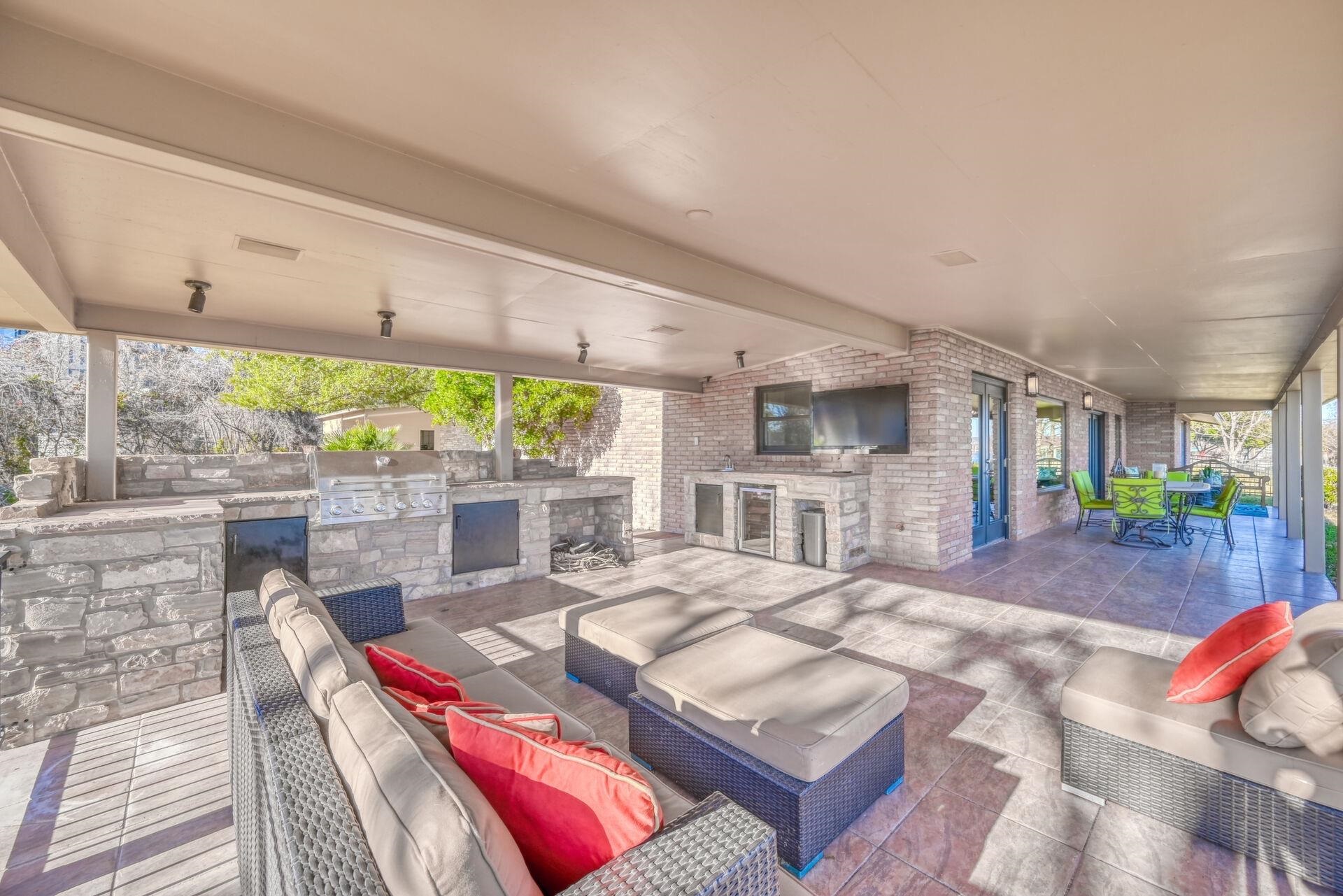 801 Loma Linda
