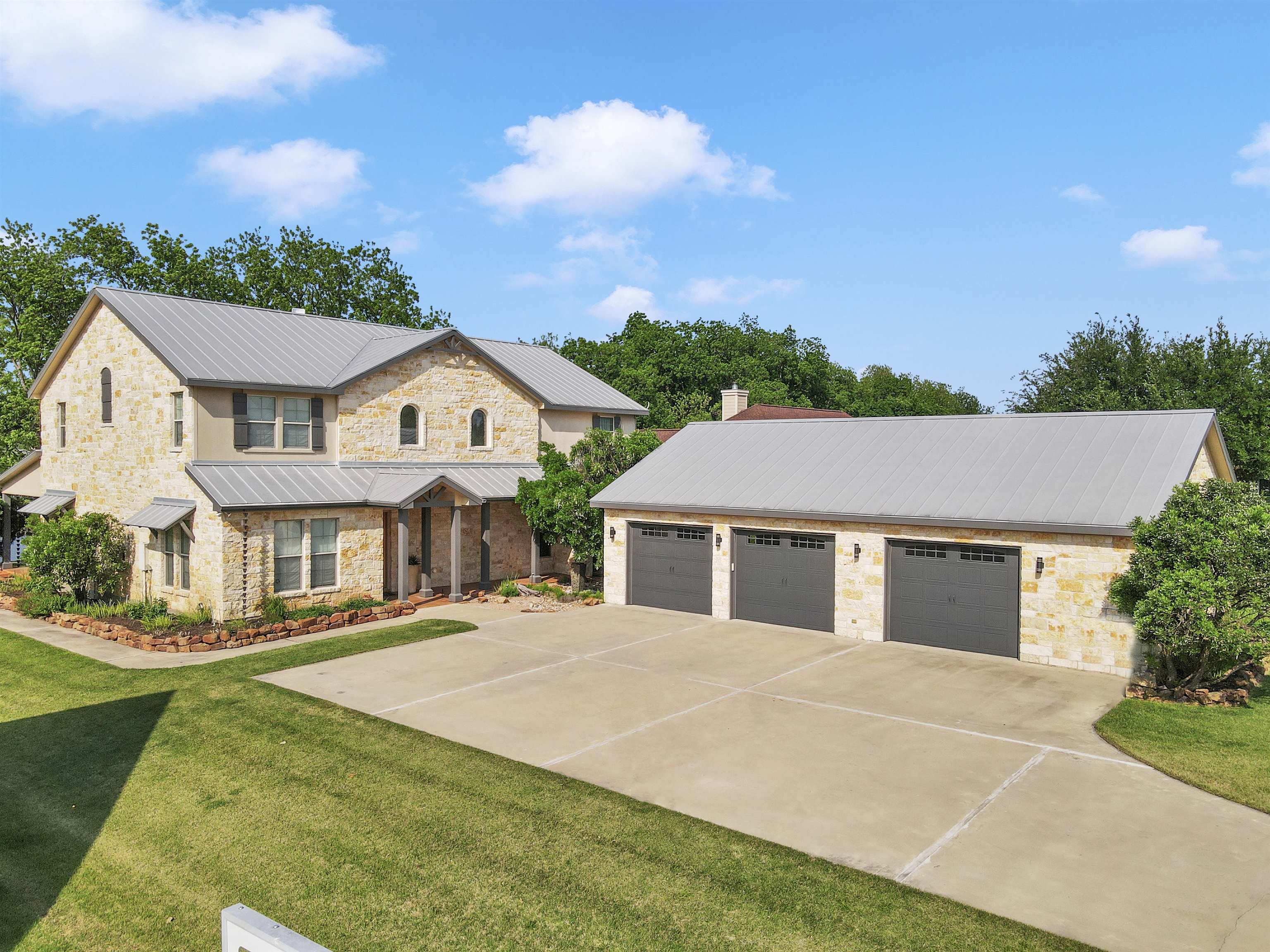 210 River Ranch