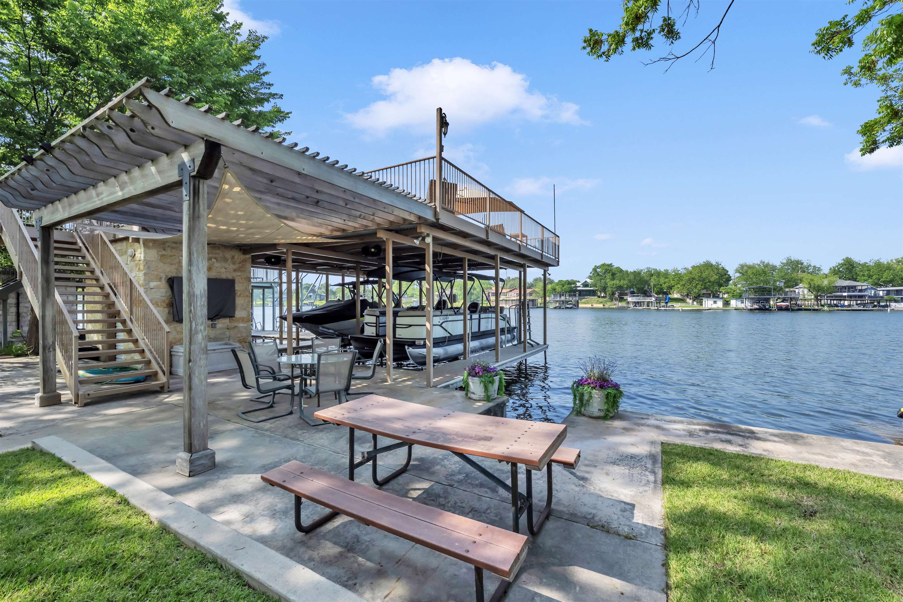 210 River Ranch