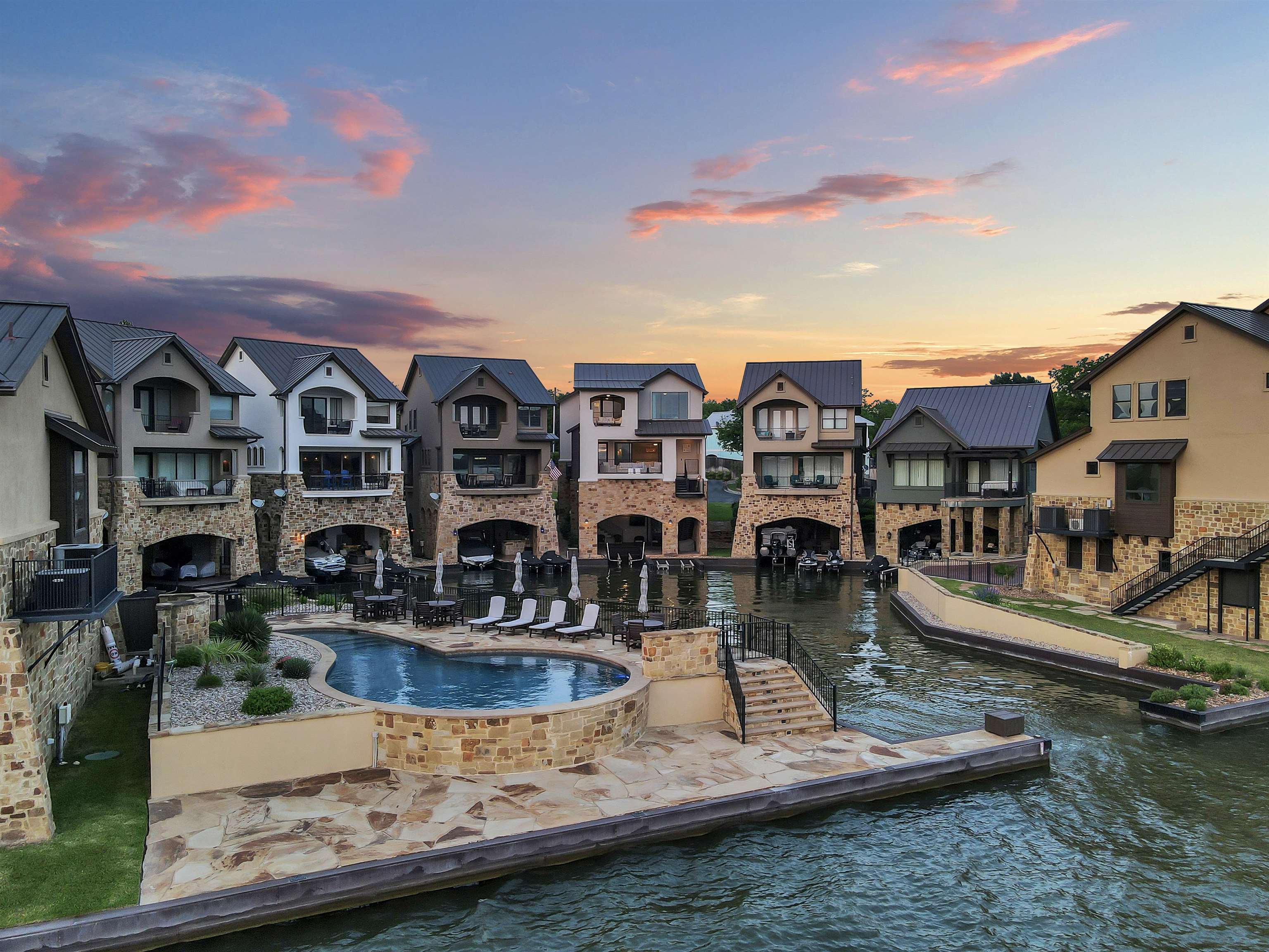 101 Chandler Way