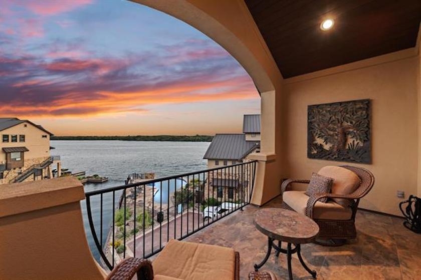 101 Chandler Way