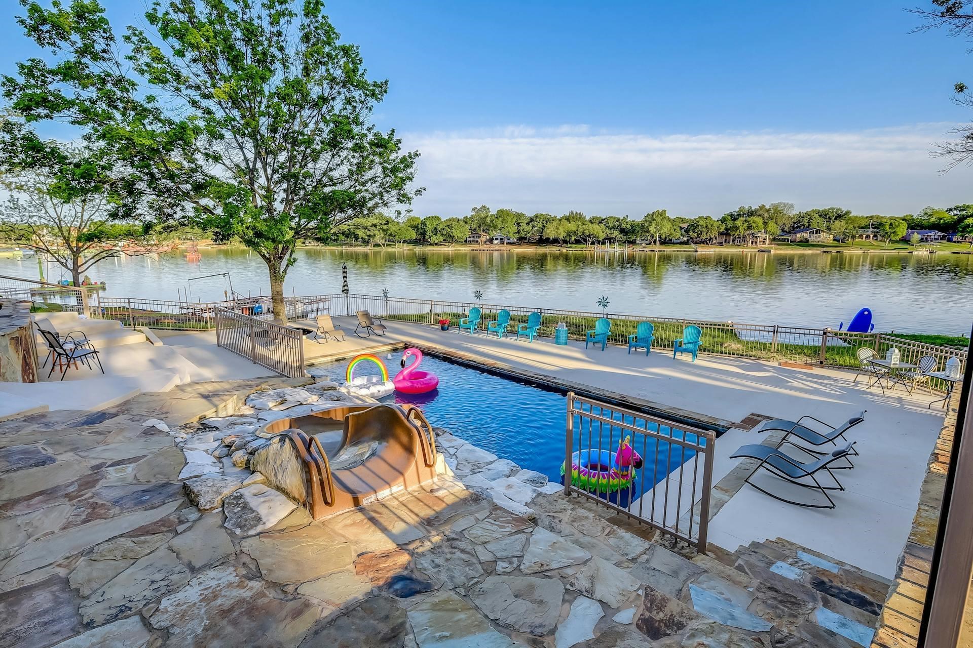 1720 BLUEBONNET