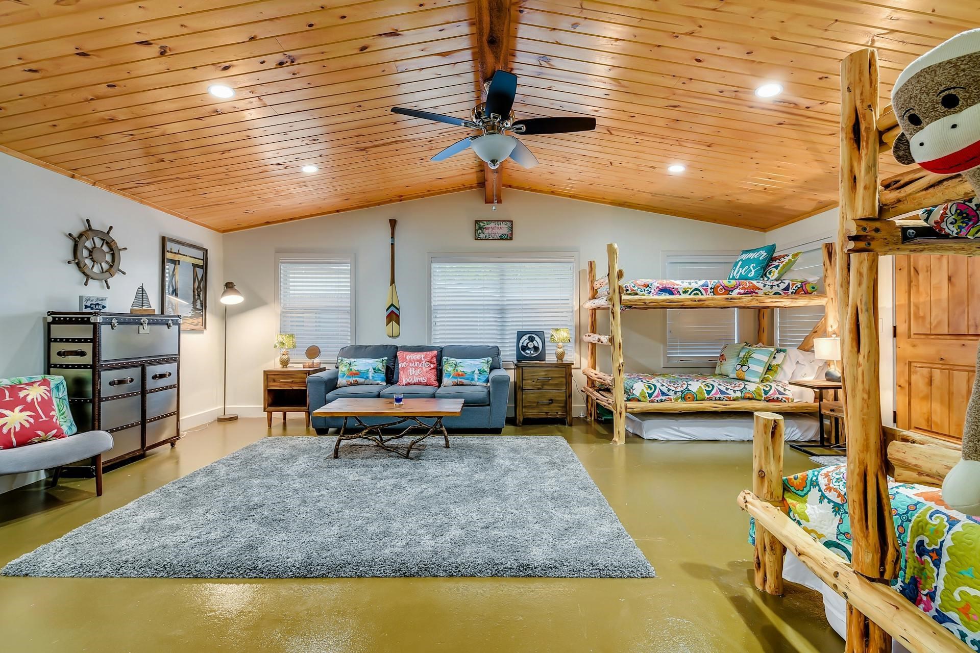 1720 BLUEBONNET