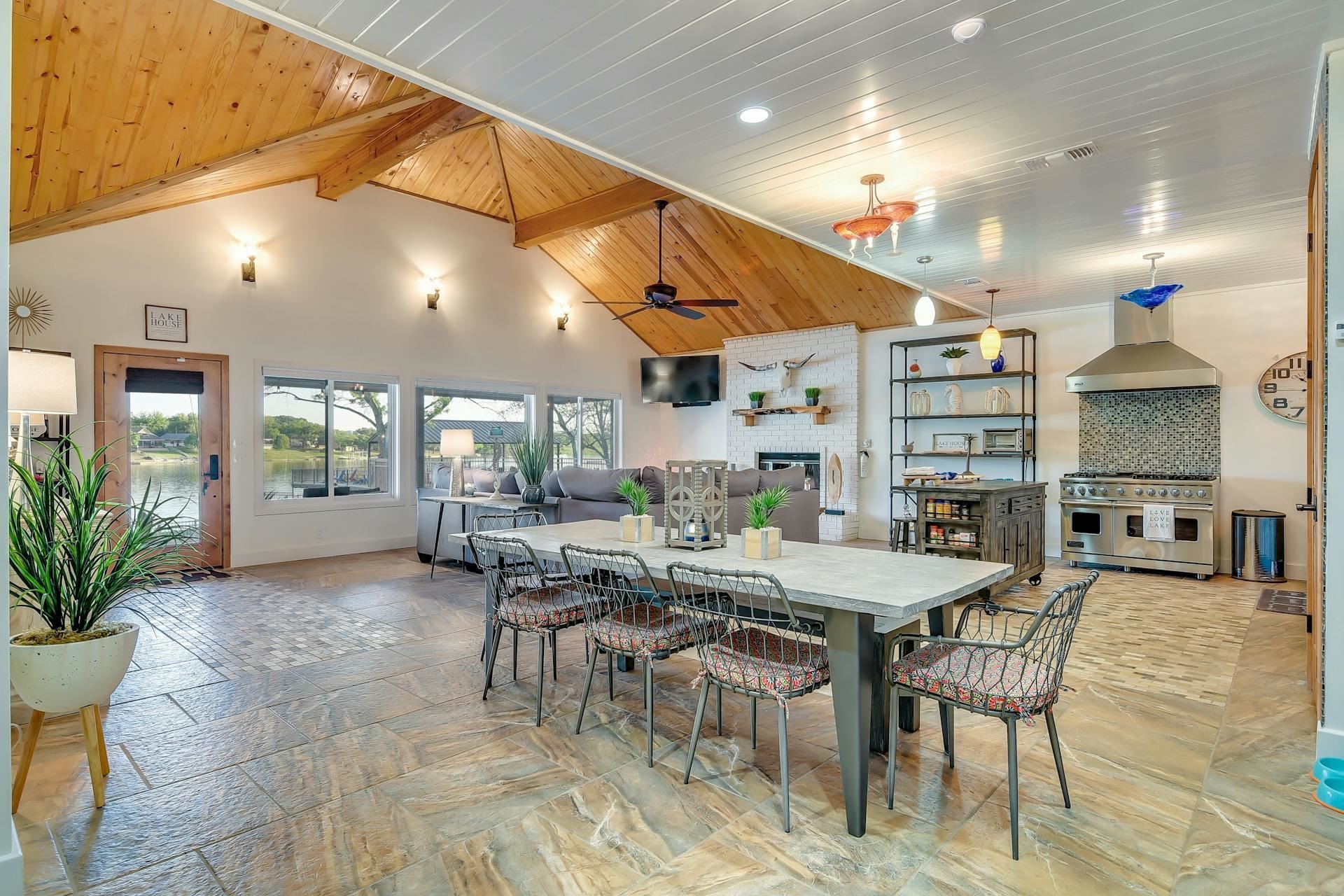 1720 BLUEBONNET