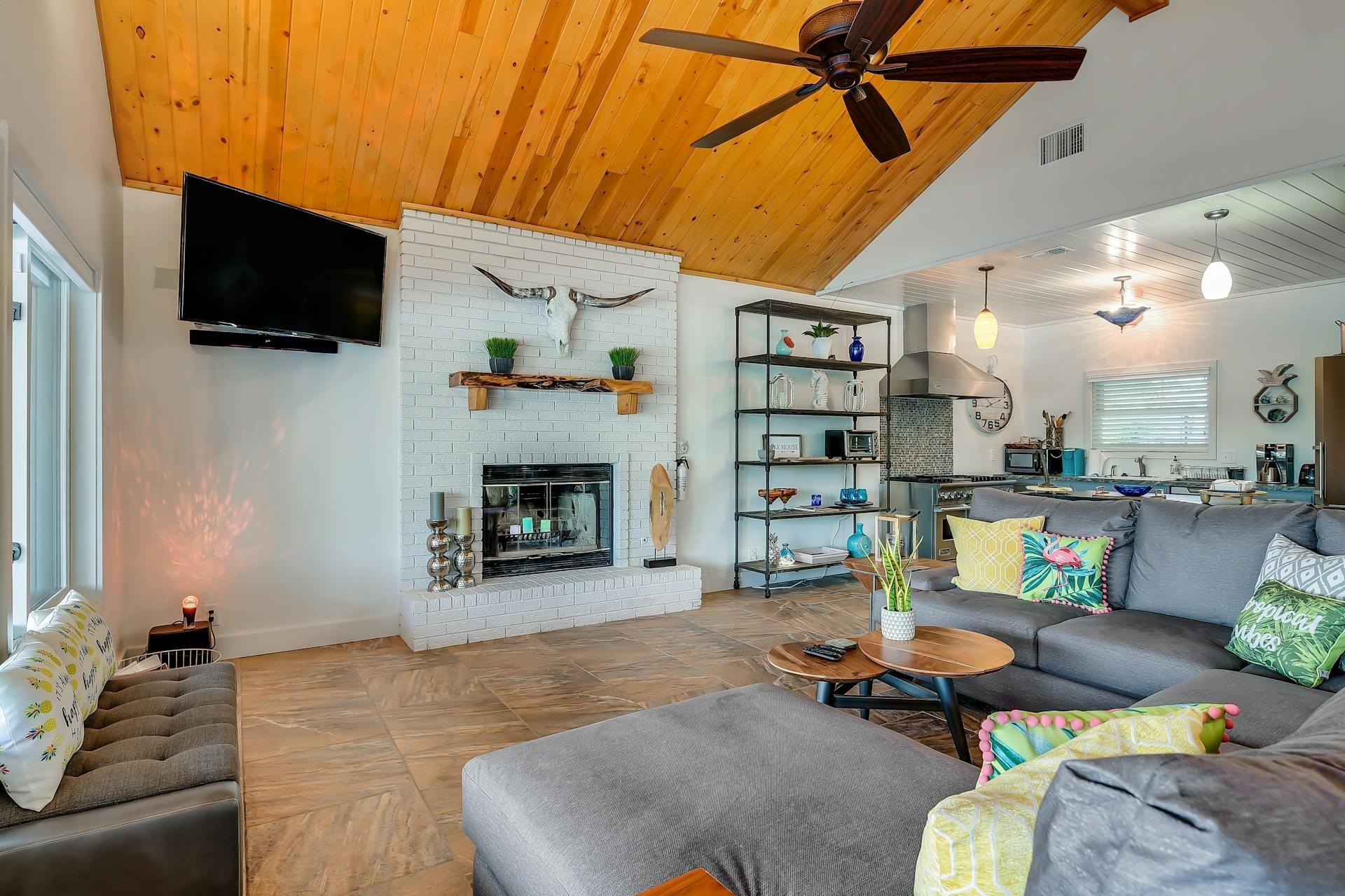 1720 BLUEBONNET