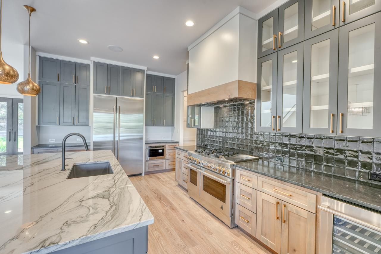 112 Los Escondidos