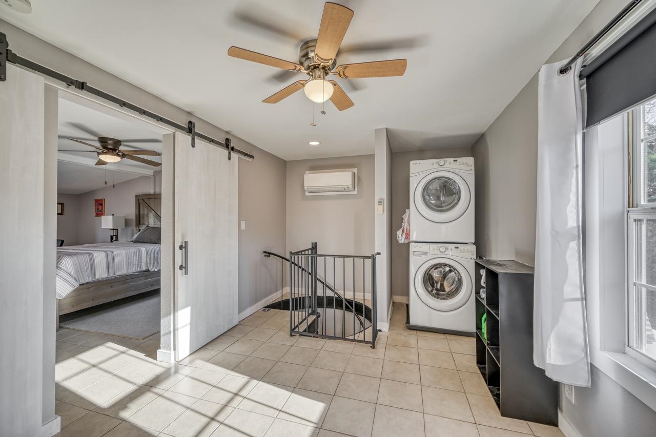 410 Sandy Mountian