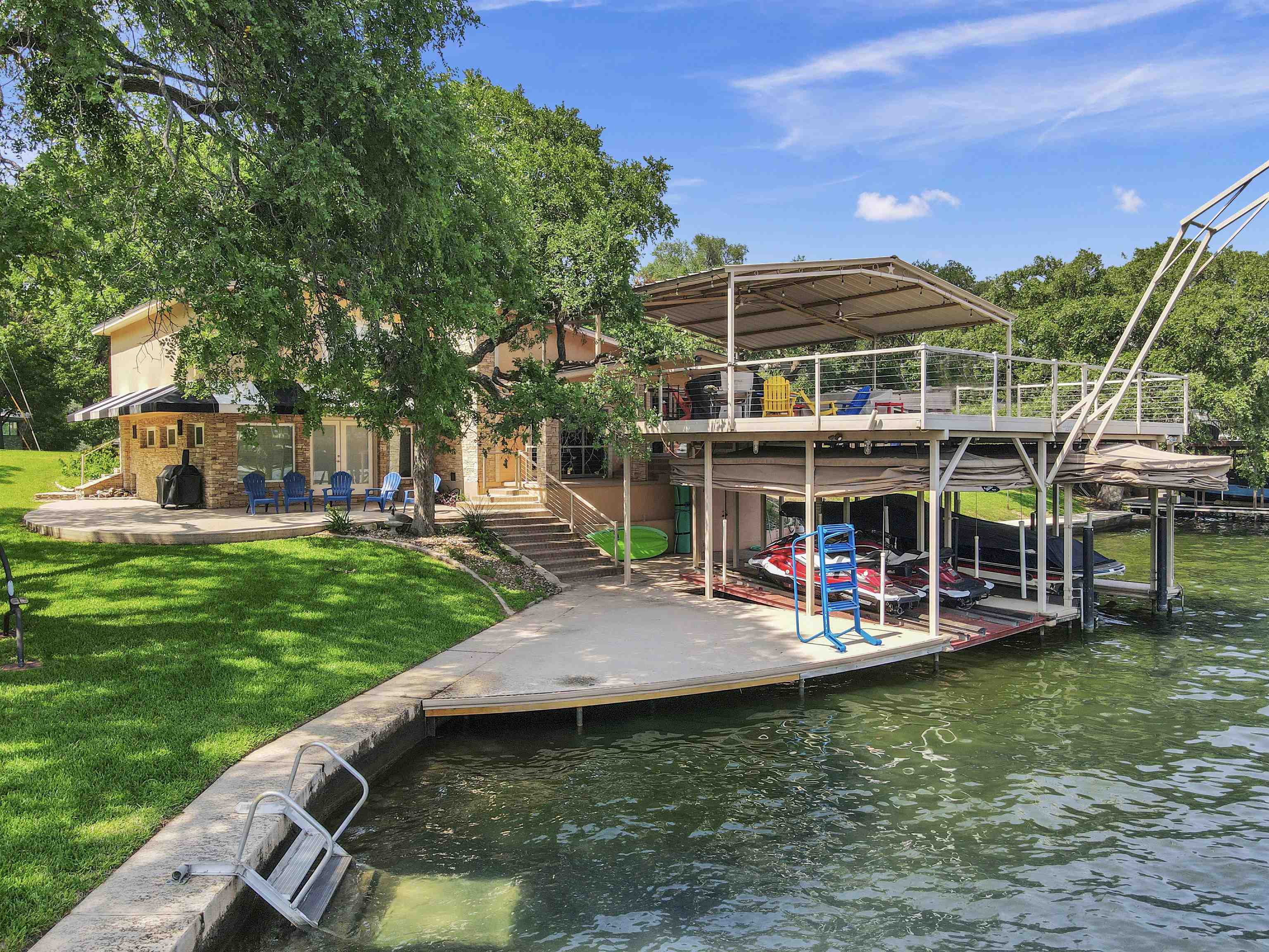 589 Crestwood Drive