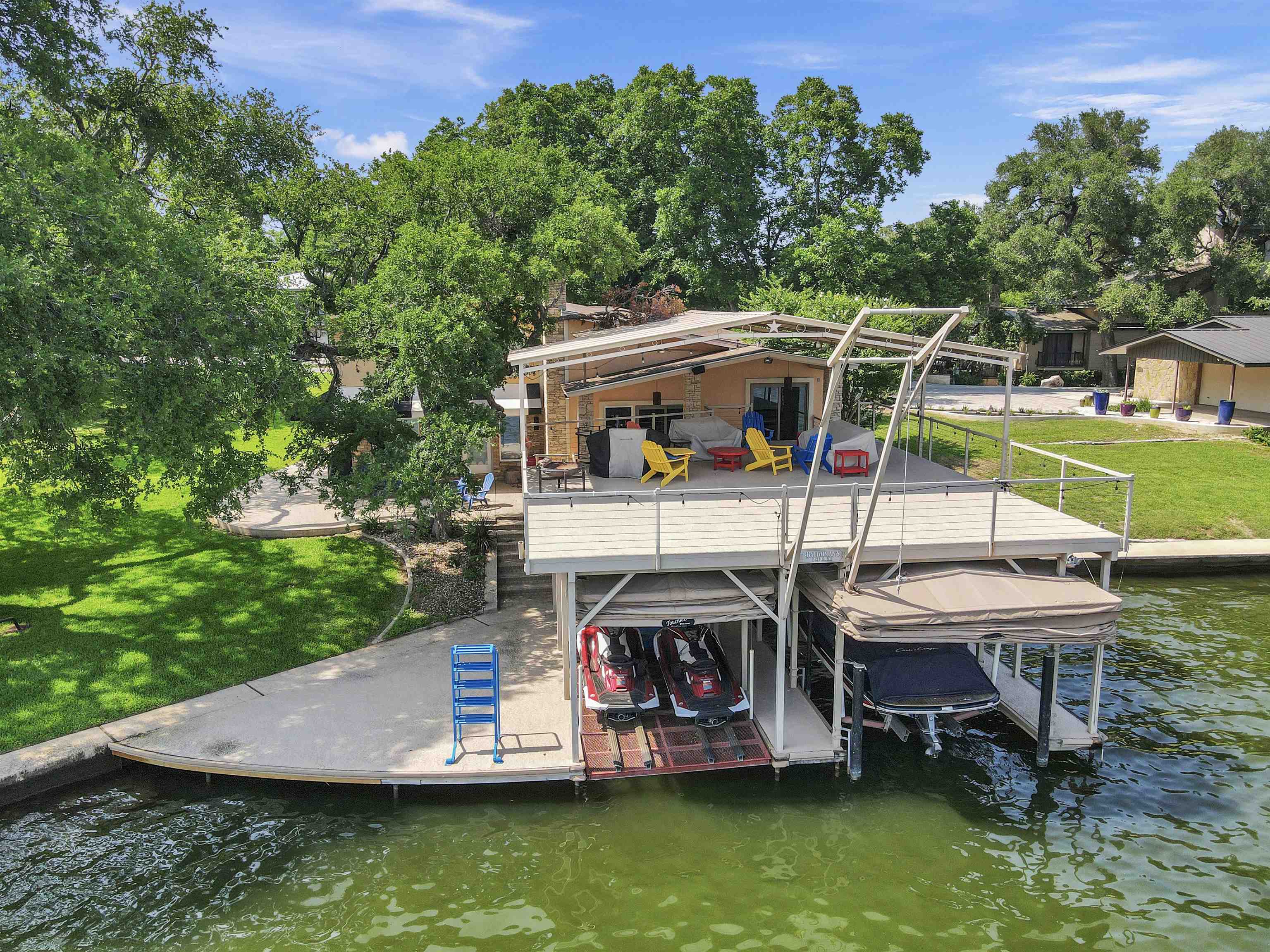 589 Crestwood Drive