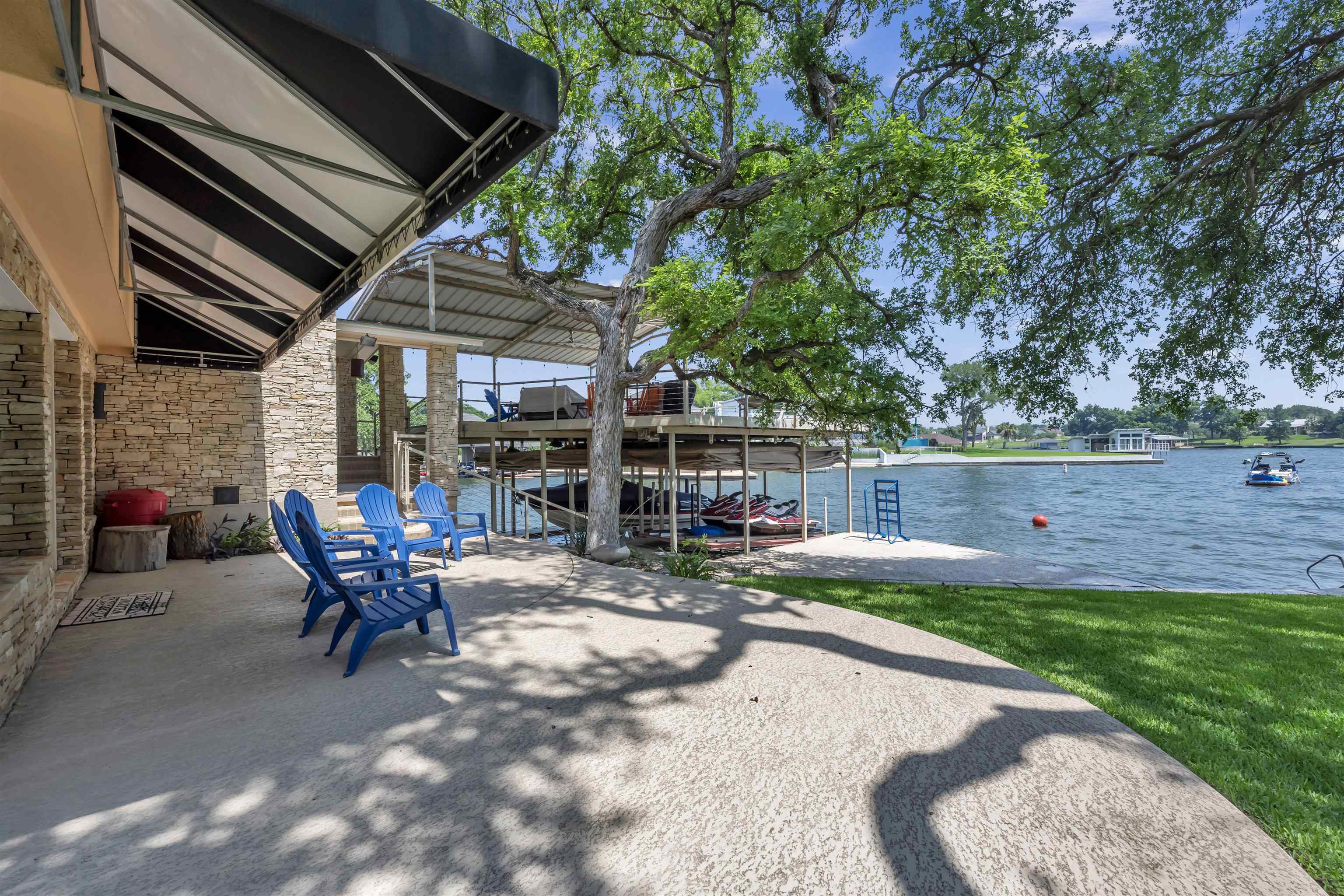 589 Crestwood Drive