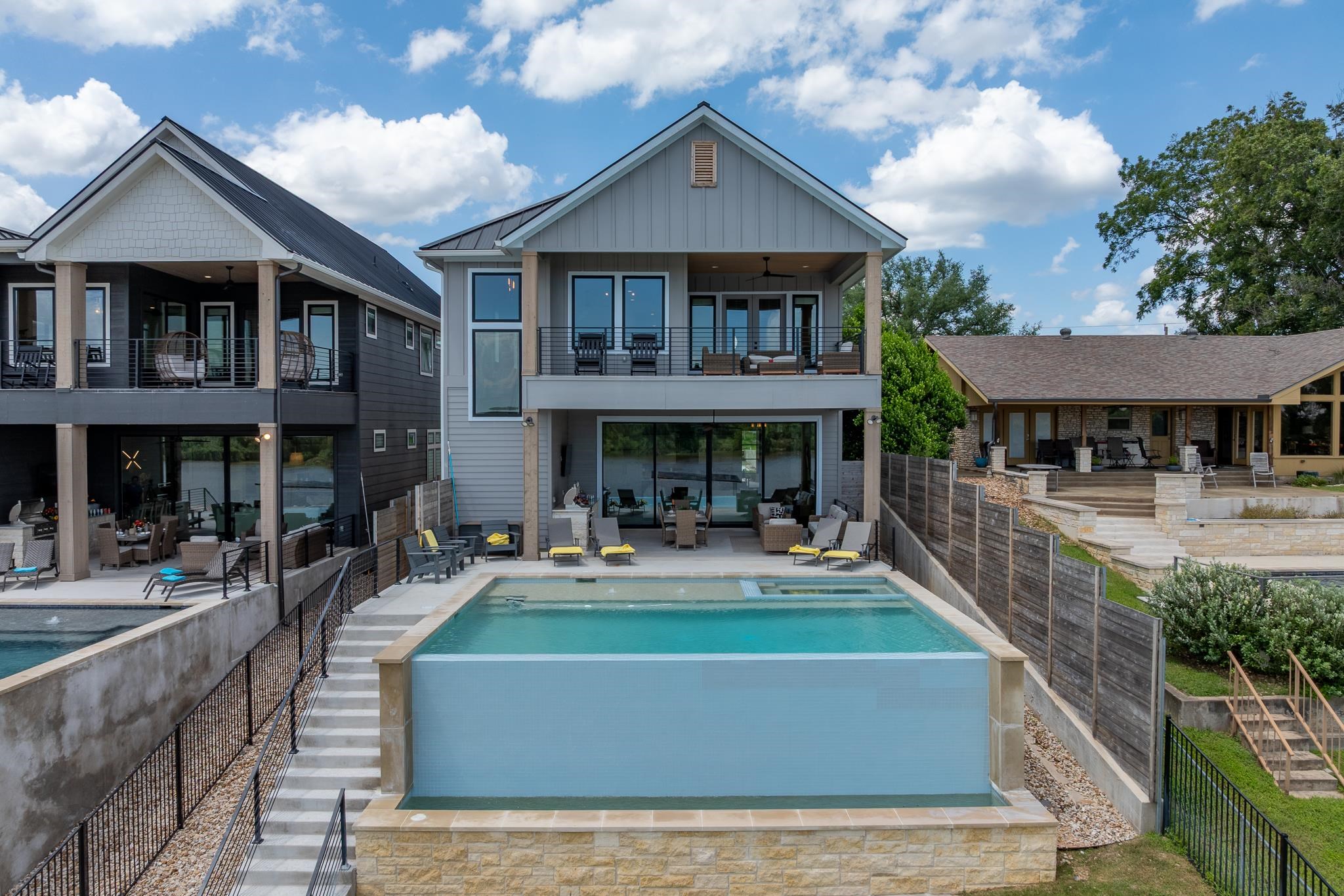 3170 River Oaks Drive