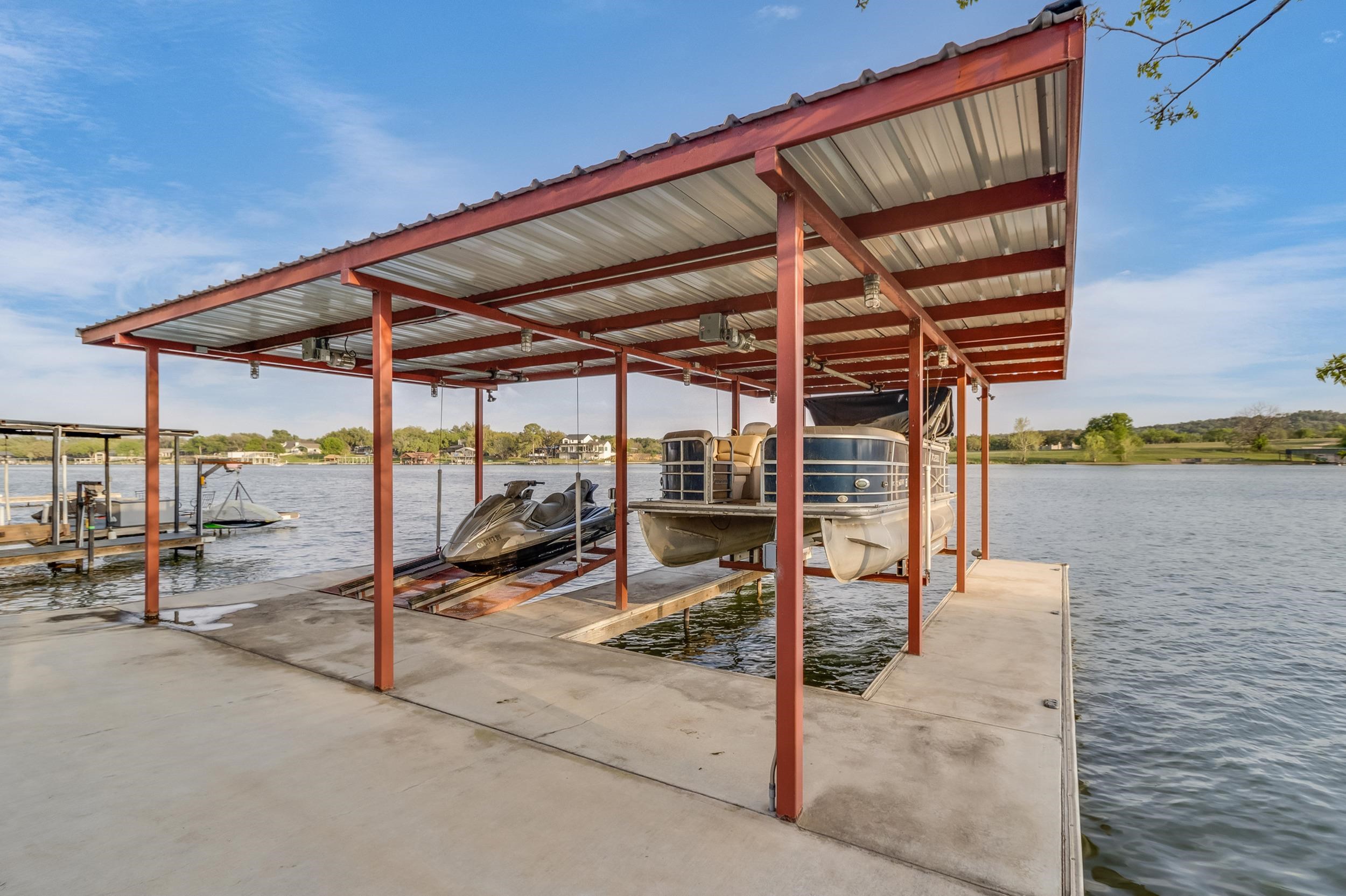 2450 River Oaks Drive
