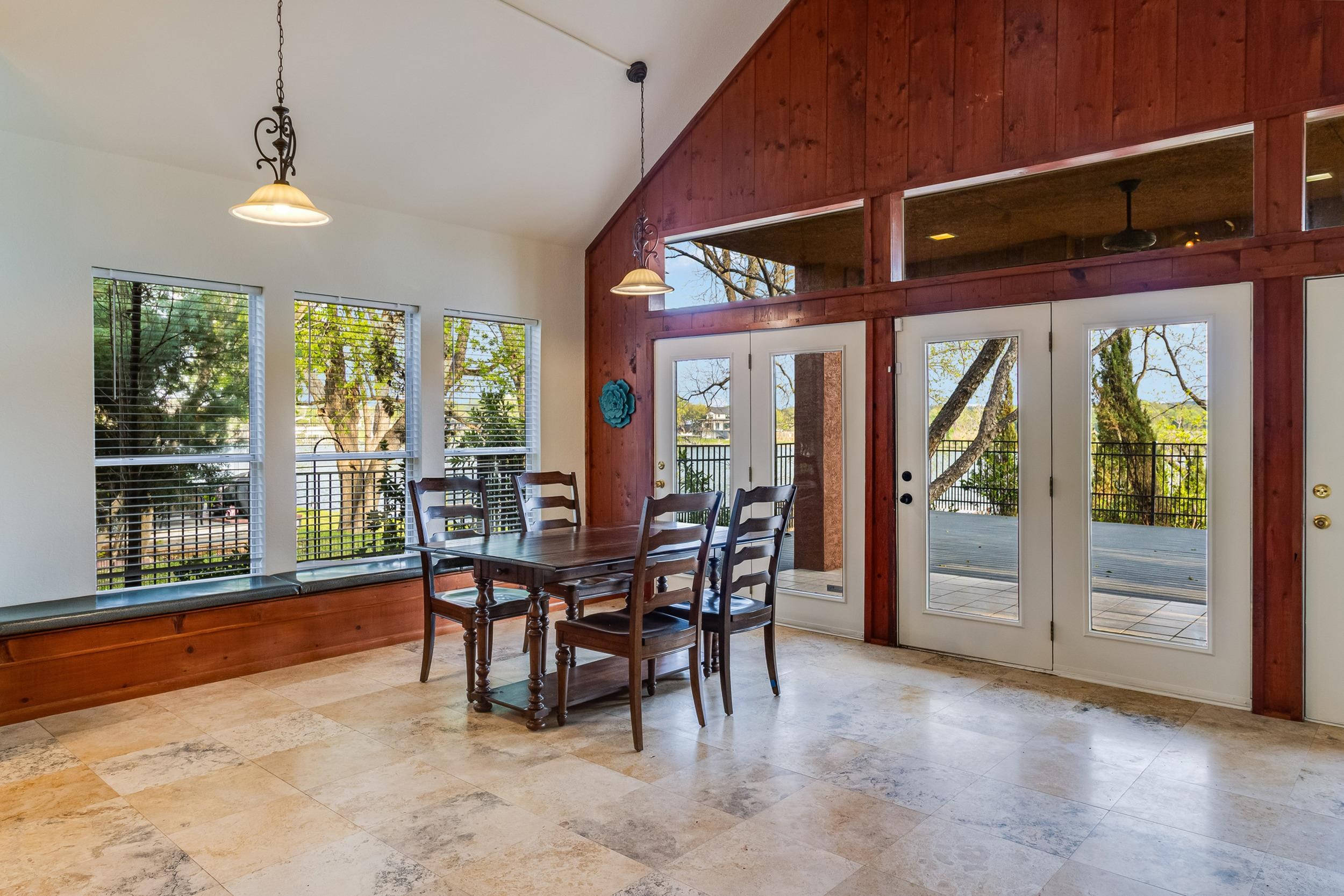 2450 River Oaks Drive