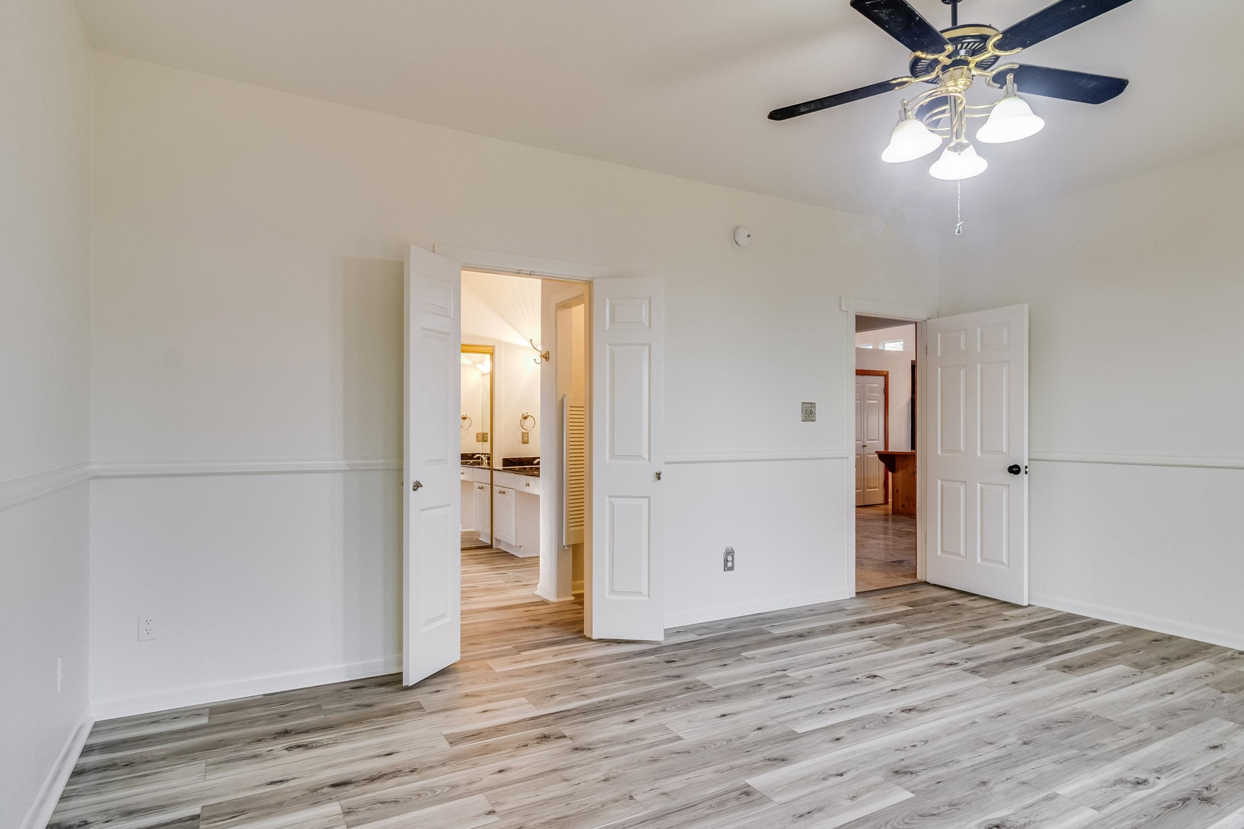 2450 River Oaks Drive
