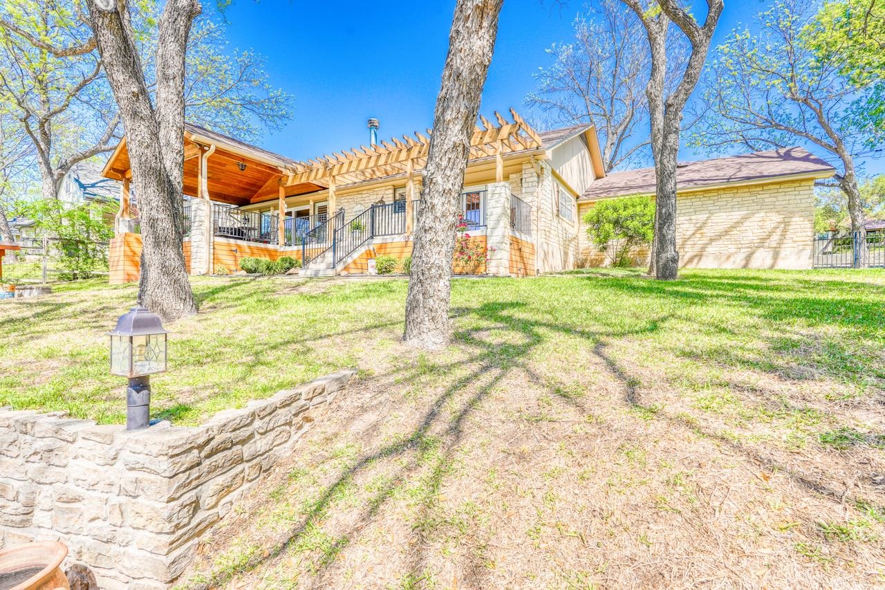 122 Bridgepoint Drive