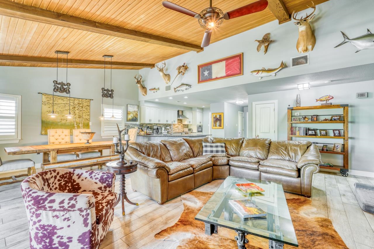 122 Bridgepoint Drive