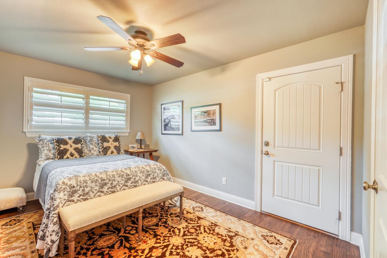 122 Bridgepoint Drive