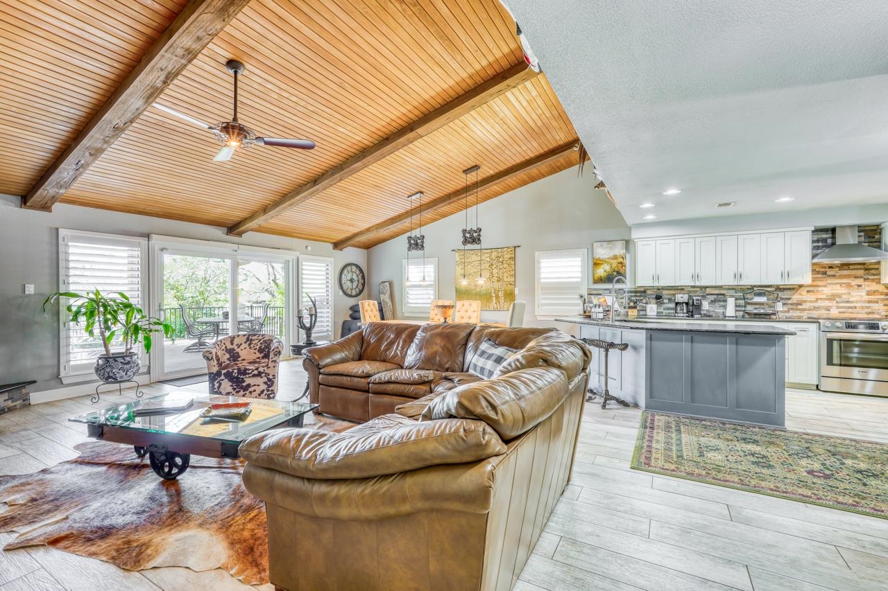 122 Bridgepoint Drive