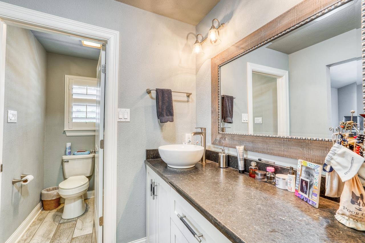 122 Bridgepoint Drive