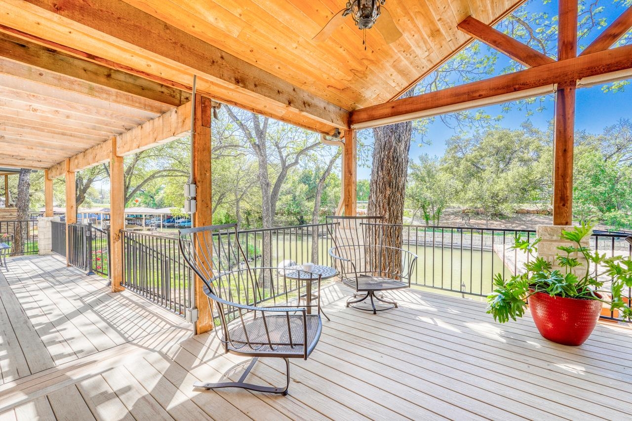 122 Bridgepoint Drive