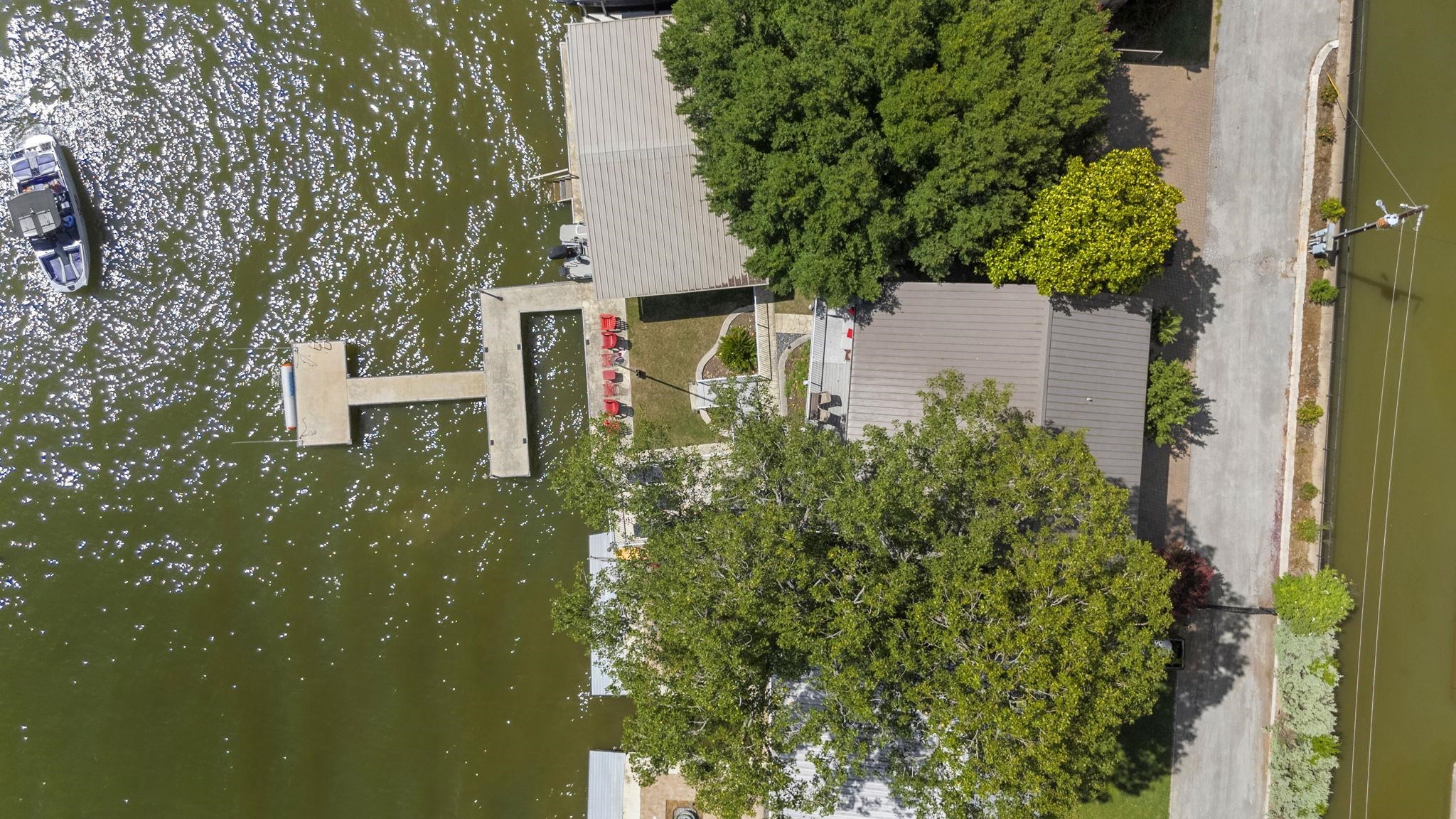 108 S Waterway Dr