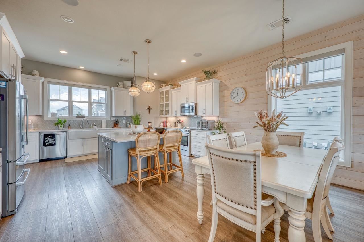 108 ISLAND CIRCLE
