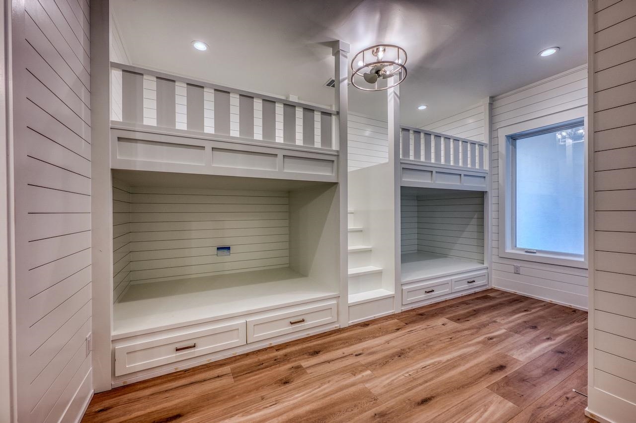 152 RIVERFRONT DRIVE