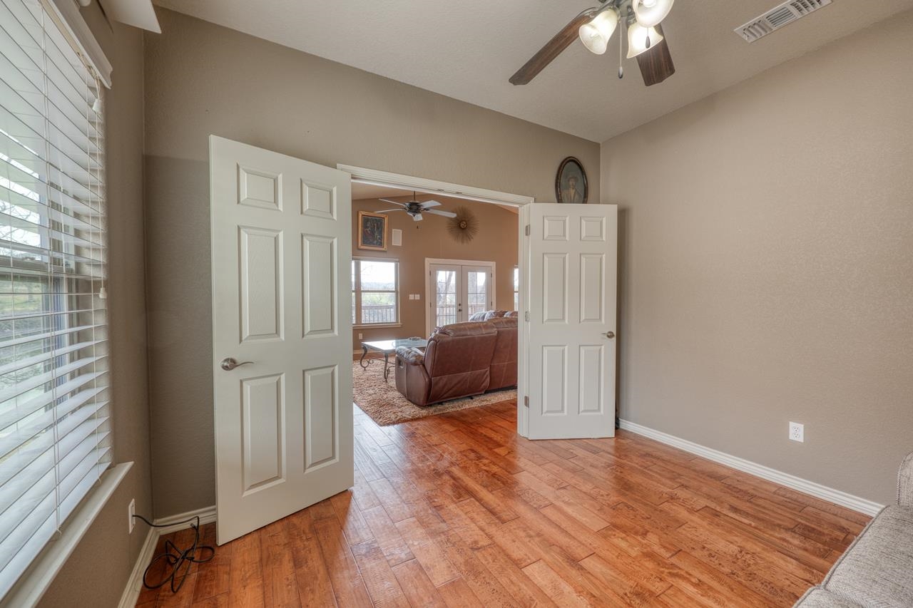 1130 LONG MOUNTAIN DRIVE