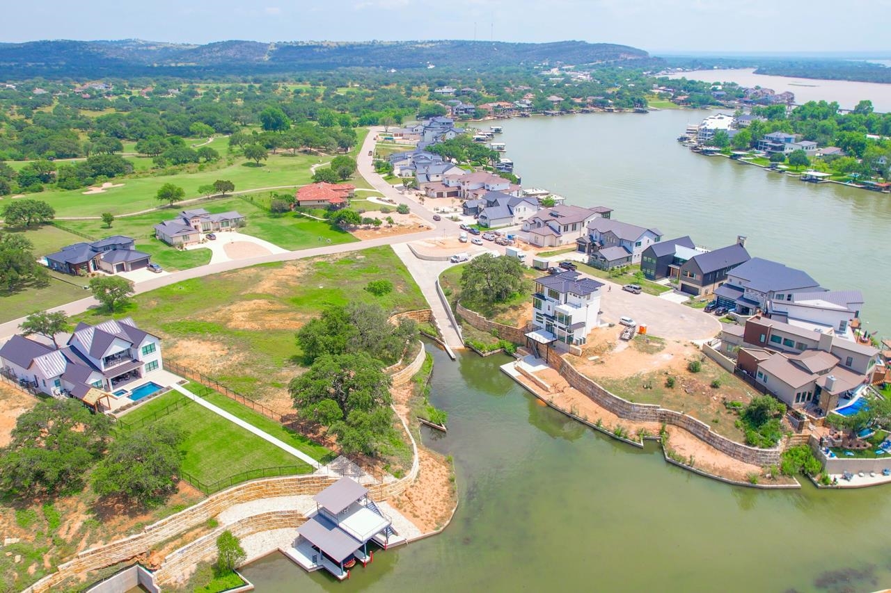 11 LEGENDARY ESTATES Drive