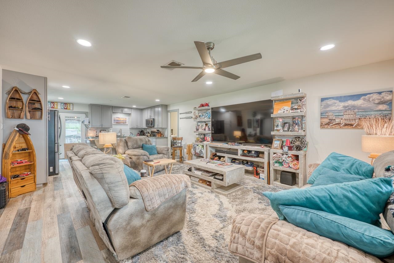 607 Thurman Circle