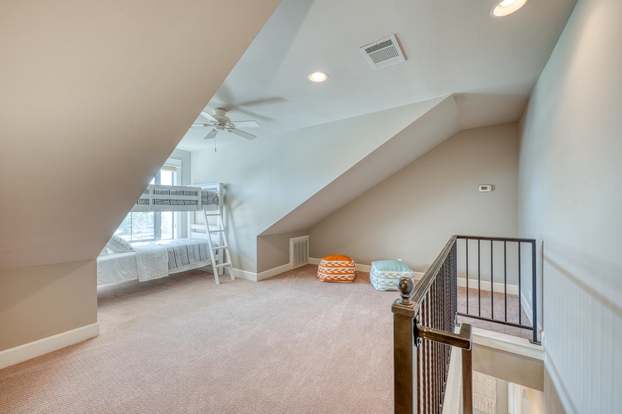 211 Chandler Way