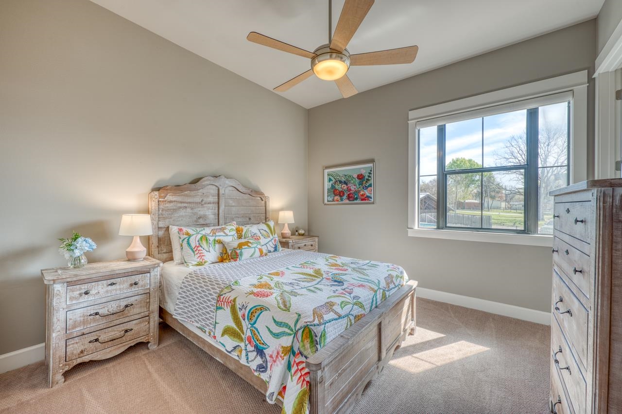 211 Chandler Way