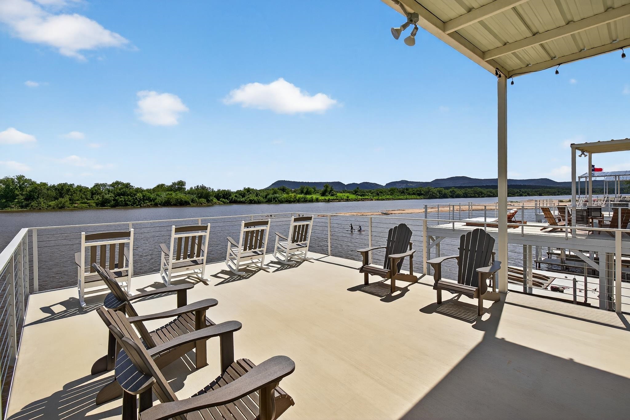 3180 River Oaks Drive
