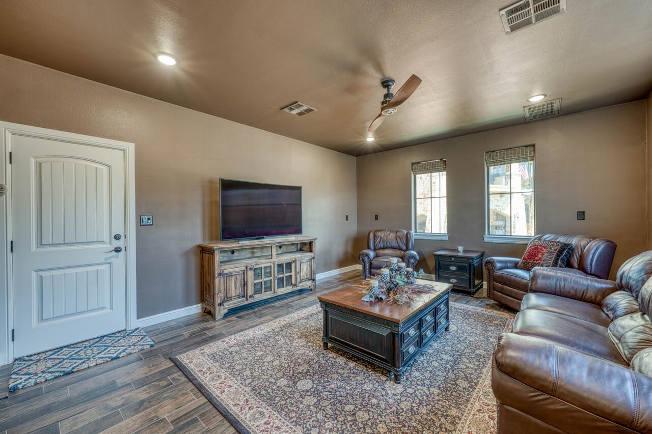 100 Chandler Way