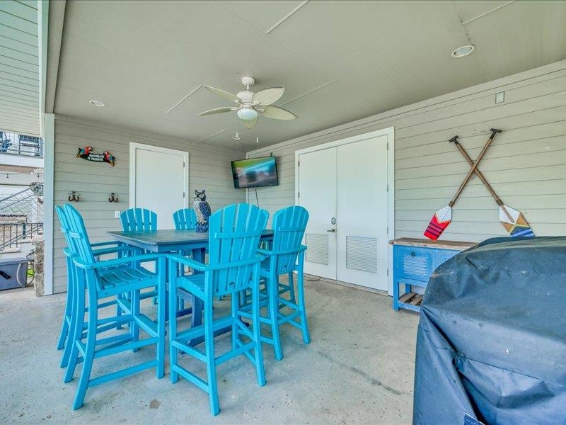 408 ISLAND CIRCLE
