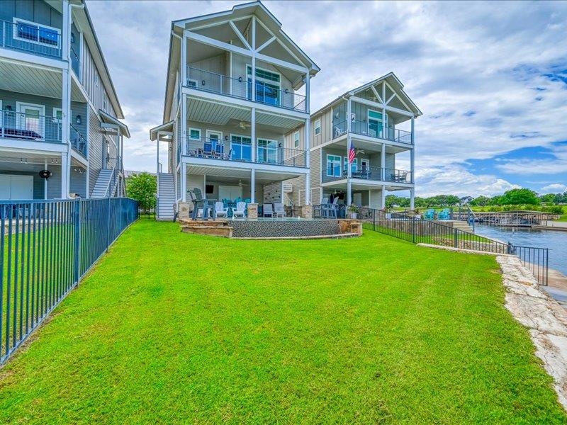 408 ISLAND CIRCLE