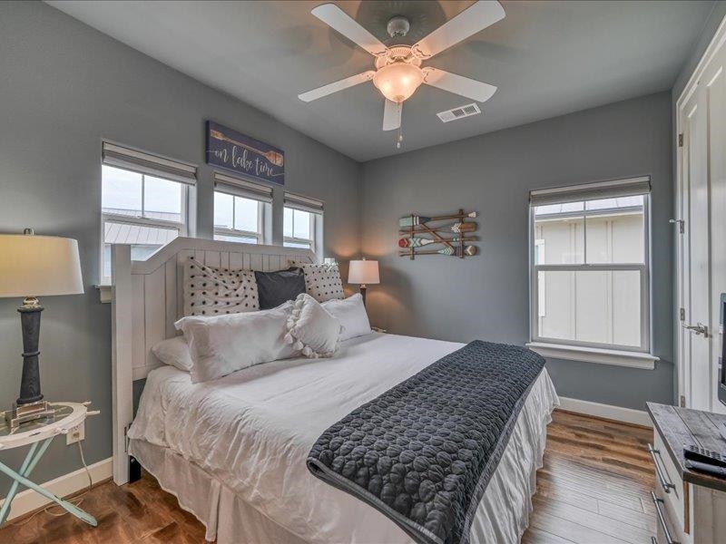 408 ISLAND CIRCLE