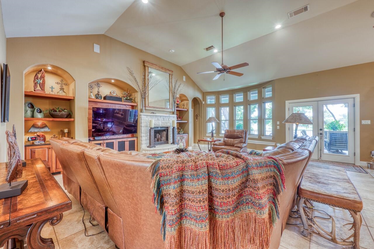 220 River Ranch Road