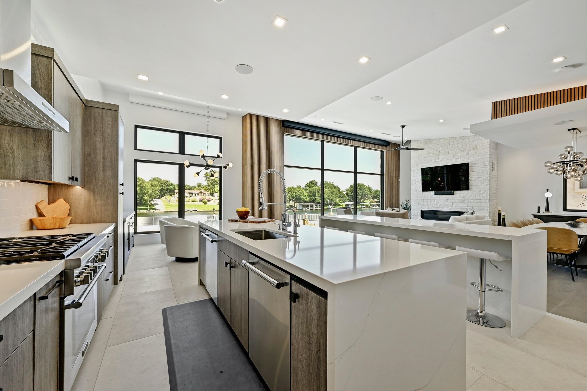 106 Riverside Drive