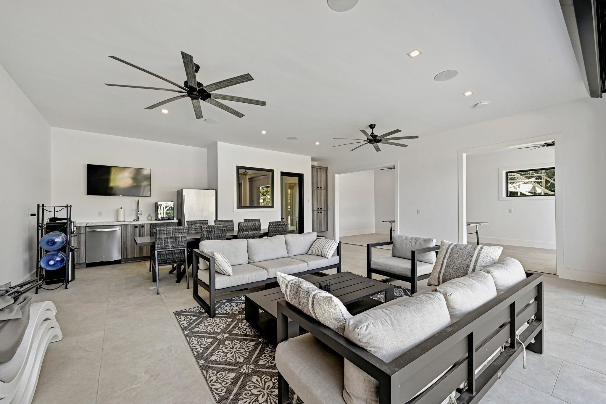 106 Riverside Drive