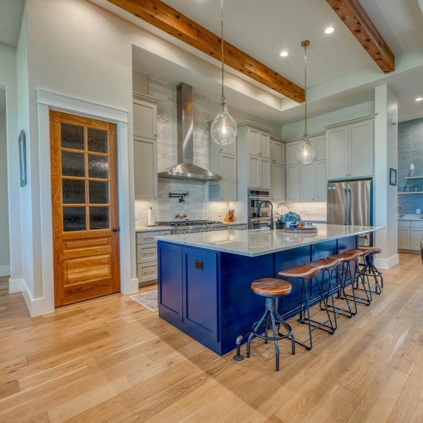 432 Sandia Loop