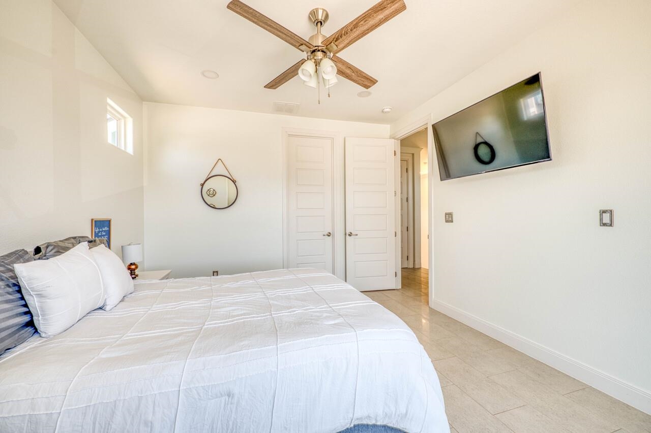 308 Island Circle