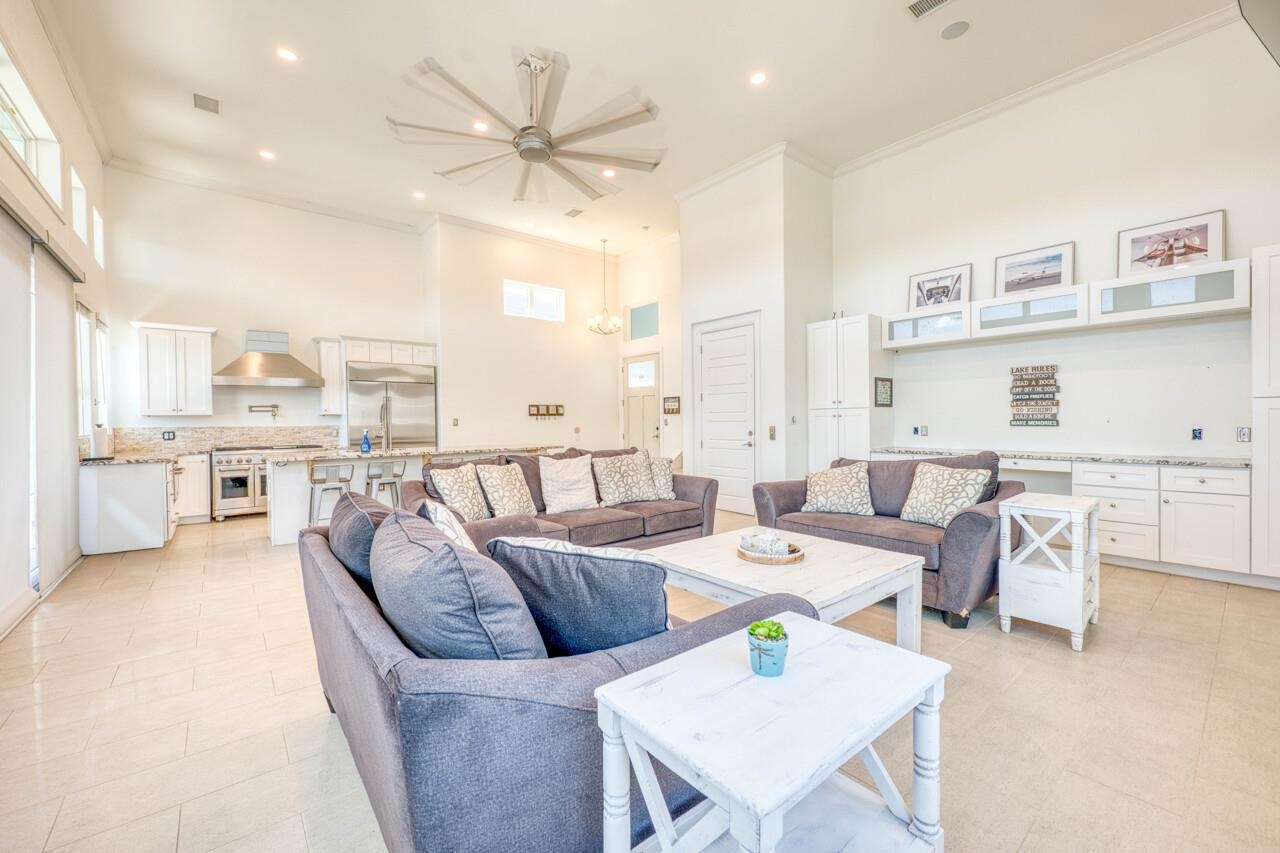 308 Island Circle