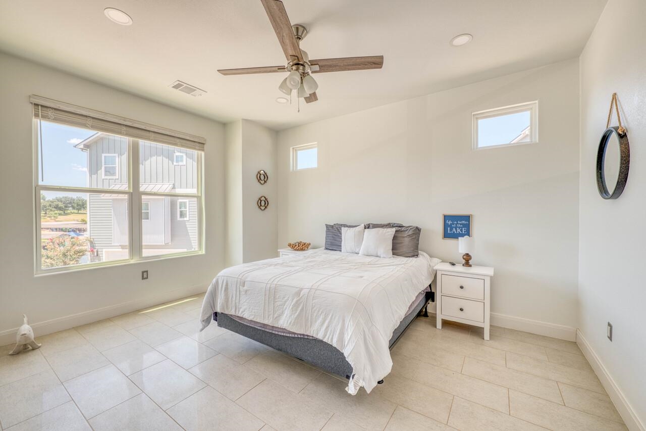 308 Island Circle