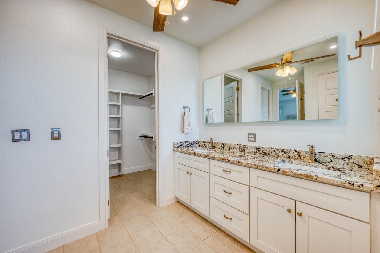 308 Island Circle